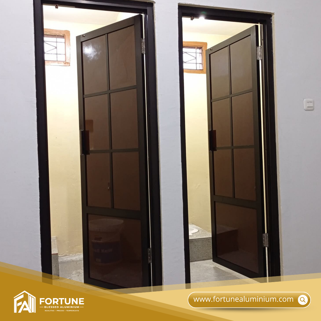 Pembuatan Pintu Aluminium Model Swing